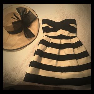 Vertigo Paris black and white strapless dress